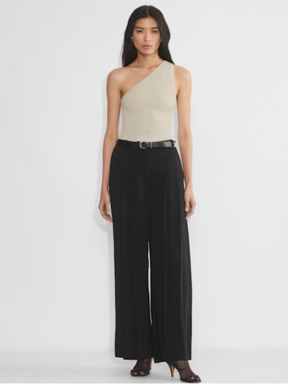 Aritzia top